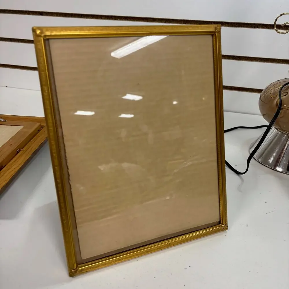 VTG 8x10 Gold Tone Metal Picture Frame Mid-Century Embossed Border Regency